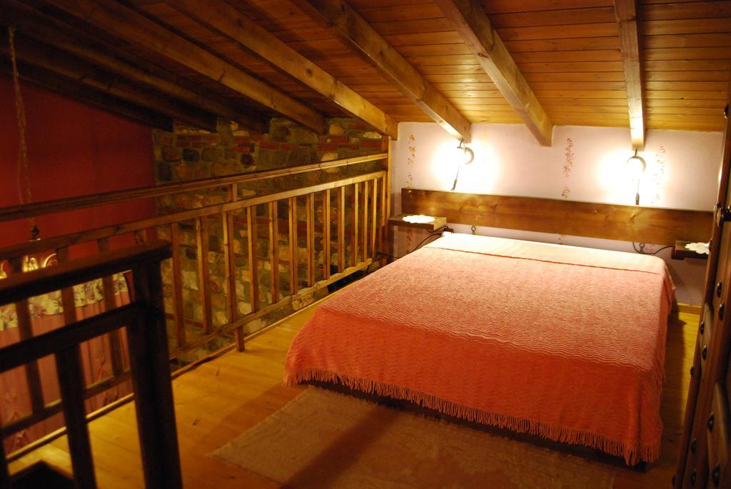 Tzivaeri Hotel Likodhrómion Екстериор снимка