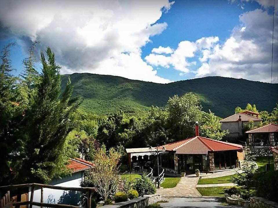 Tzivaeri Hotel Likodhrómion Екстериор снимка